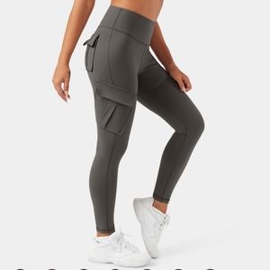 COPY - Gray High-Waisted Cargo Pocket Stretch Leggings Joggers Like New worn on…